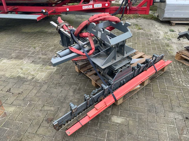 2011 conver c485 maaiboot + trailer + frontmaaier (nieuw) en sleepmessen - afbeelding 50 van  74