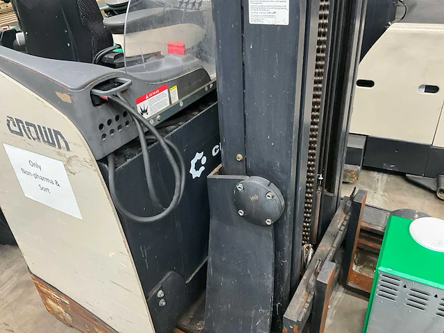 2011 crown esr 5260 reach truck - afbeelding 3 van  27