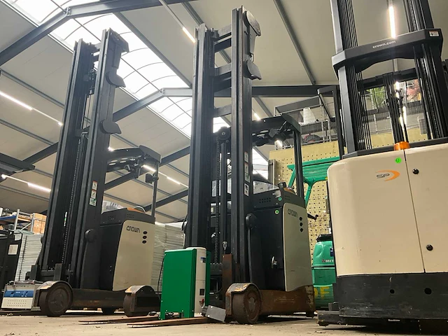 2011 crown esr 5260 reach truck - afbeelding 1 van  27