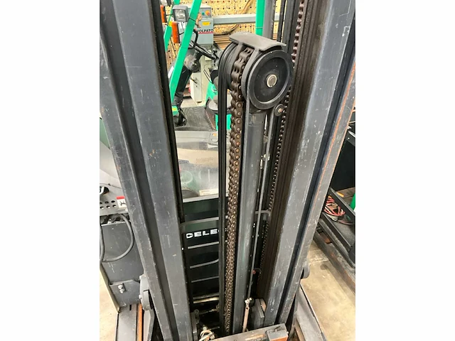 2011 crown esr 5260 reach truck - afbeelding 27 van  27