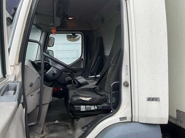2011 daf fa lf45 vrachtwagen - afbeelding 33 van  35