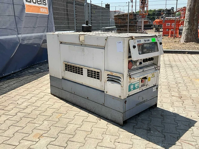 2011 denyo dlw 400esew dc lasaggregaat / ac stroomaggregaat aanhangwagen - afbeelding 3 van  19