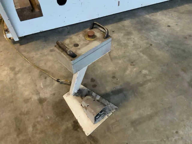 2011 deratech practica plus guillotineschaar - afbeelding 4 van  12