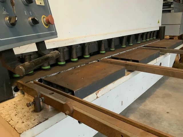 2011 deratech practica plus guillotineschaar - afbeelding 7 van  12