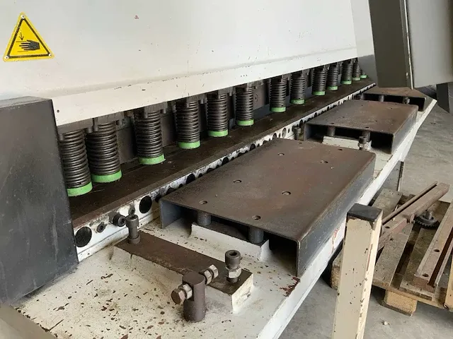 2011 detratech practica plus guillotineschaar - afbeelding 8 van  12