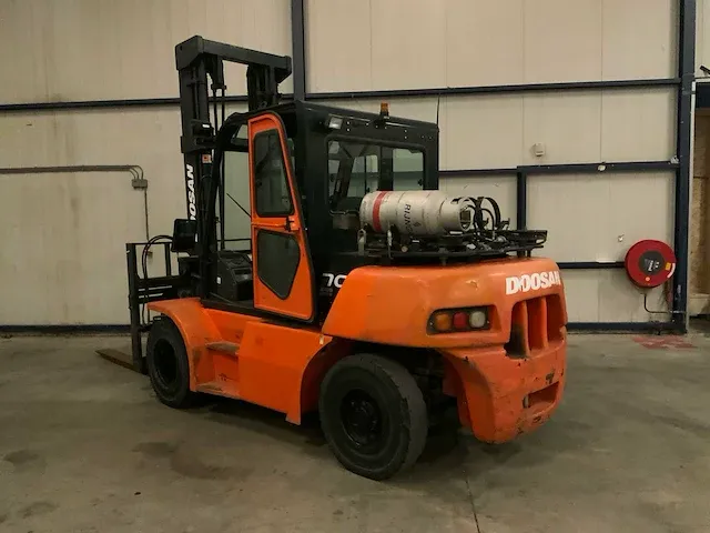 2011 doosan 70 vorkheftruck - afbeelding 14 van  20