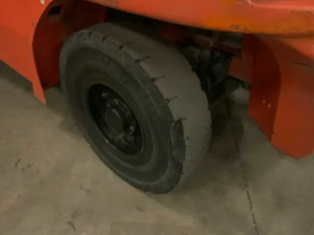2011 doosan 70 vorkheftruck - afbeelding 16 van  20