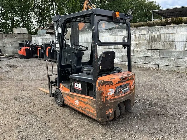 2011 doosan b15t-5 vorkheftruck - afbeelding 21 van  27