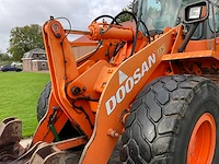 2011 doosan dl200 shovel - afbeelding 2 van  37
