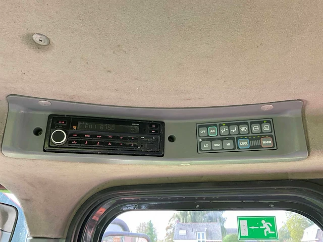 2011 doosan dl200 shovel - afbeelding 27 van  37