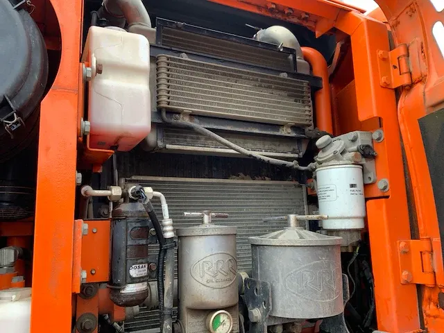2011 doosan dx140w banden graafmachine - afbeelding 6 van  60