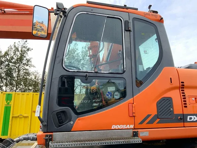 2011 doosan dx140w banden graafmachine - afbeelding 9 van  60
