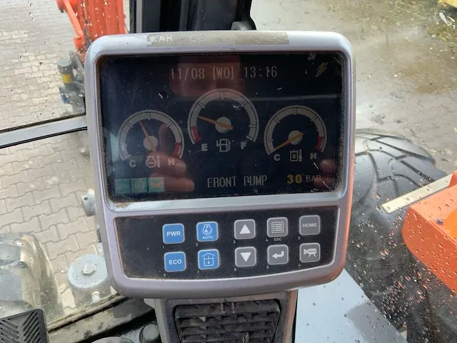 2011 doosan dx140w banden graafmachine - afbeelding 18 van  60