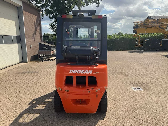 2011 doosan g25g lp vorkheftruck - afbeelding 23 van  25