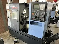 2011 doosan lynx 220a cnc draaibank - afbeelding 7 van  13