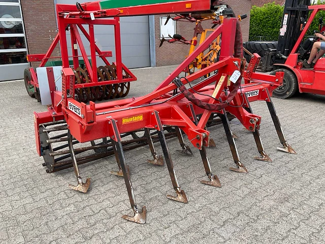 2011 evers mustang ld-13 r62 cultivator - afbeelding 5 van  11
