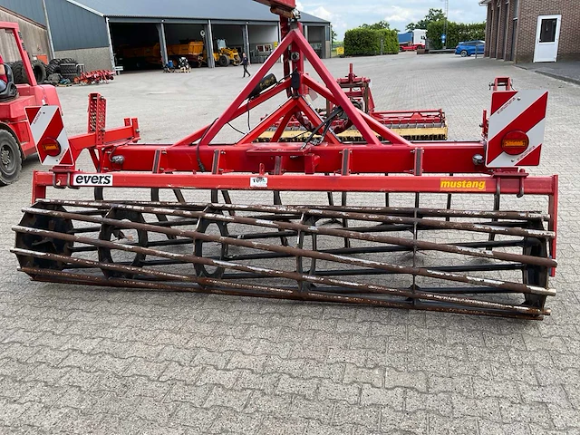 2011 evers mustang ld-13 r62 cultivator - afbeelding 6 van  11