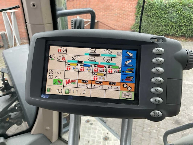 2011 fendt 936 vierwielaangedreven landbouwtractor - afbeelding 32 van  47