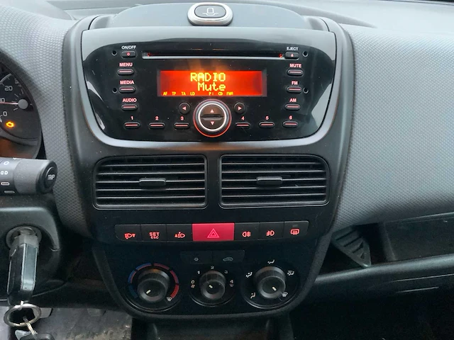 2011 fiat doblò cargo bedrijfswagen - afbeelding 2 van  20