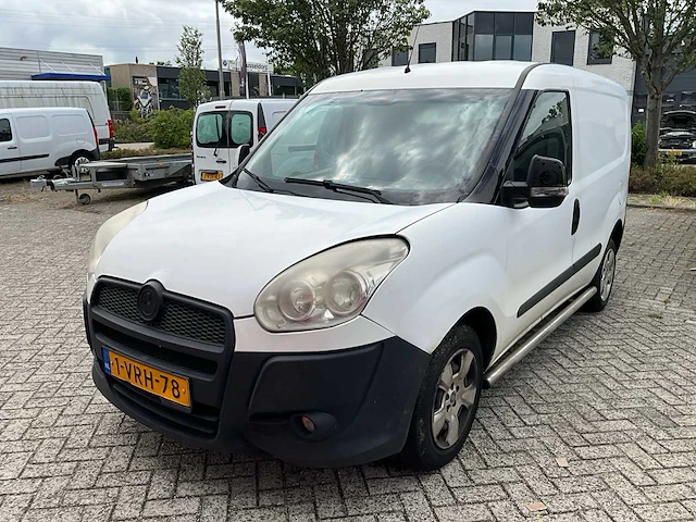 2011 fiat doblò cargo bedrijfswagen - afbeelding 1 van  20