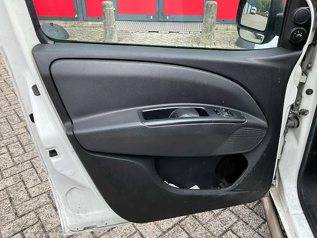 2011 fiat doblò cargo bedrijfswagen - afbeelding 17 van  20