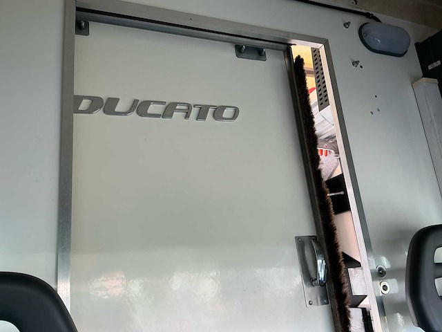 2011 fiat ducato electic bedrijfswagen - afbeelding 33 van  59