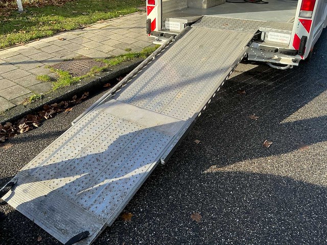 2011 fiat ducato electic bedrijfswagen - afbeelding 37 van  59