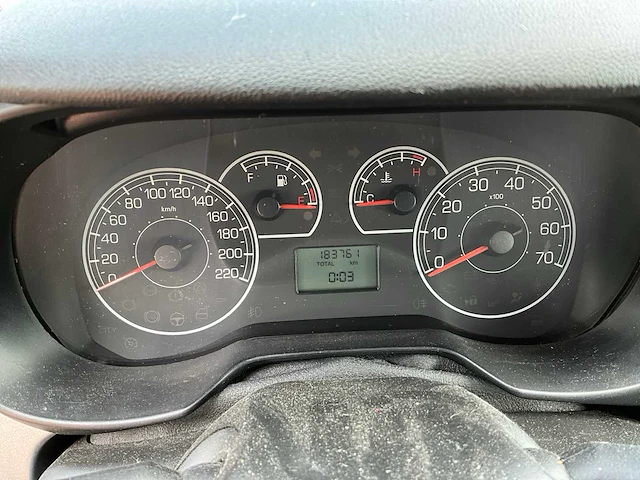 2011 fiat grande punto personenauto 82-pgx-3 - afbeelding 9 van  27