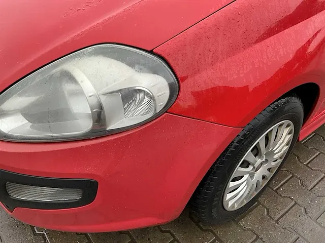 2011 fiat punto evo personenauto - afbeelding 13 van  26