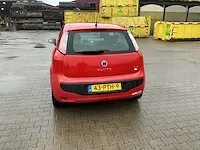 2011 fiat punto evo personenauto - afbeelding 21 van  26