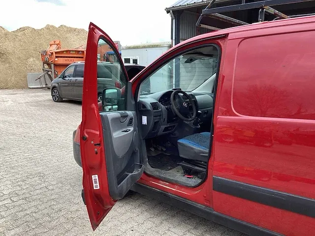 2011 fiat scudo 12 multijet bedrijfswagen - afbeelding 26 van  28