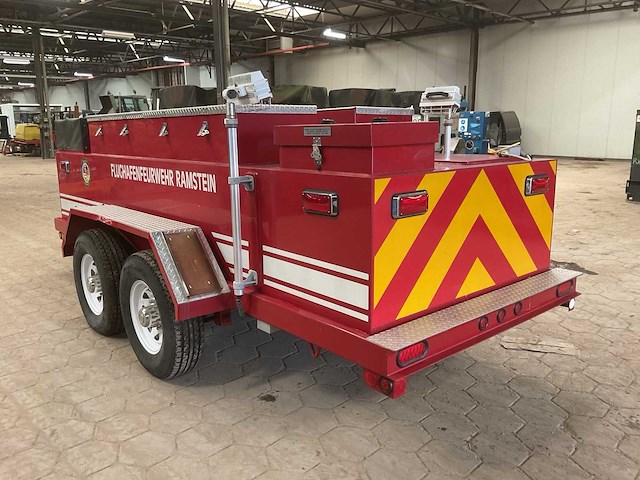 2011 fire-1 brandweeraanhangwagen - afbeelding 4 van  11