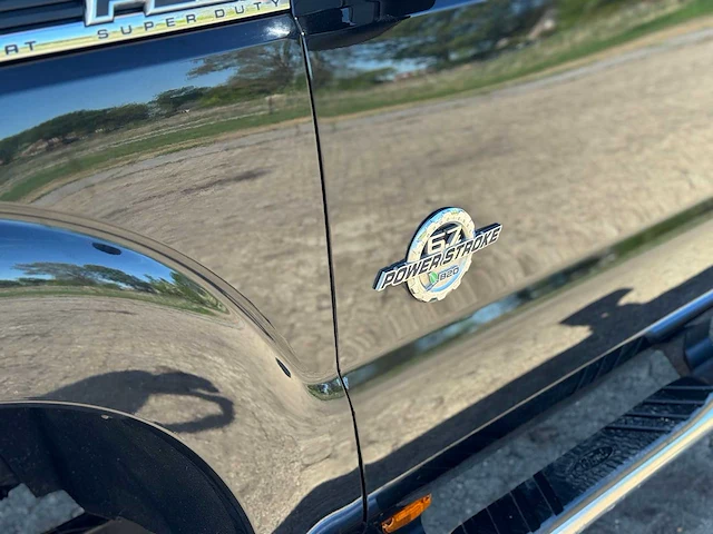2011 ford 6.7 v8 powerstroke turbo-diesel f-250 bedrijfswagen - afbeelding 4 van  33