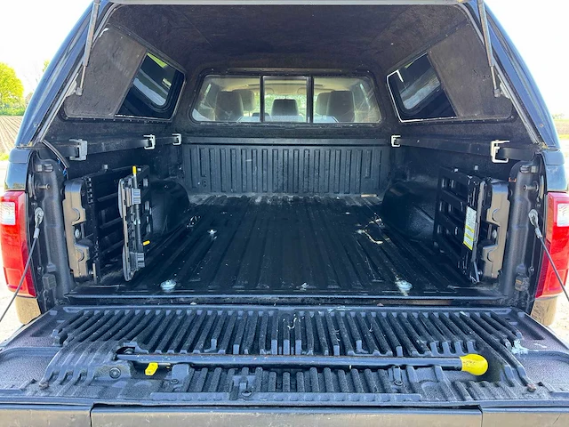 2011 ford 6.7 v8 powerstroke turbo-diesel f-250 bedrijfswagen - afbeelding 20 van  33