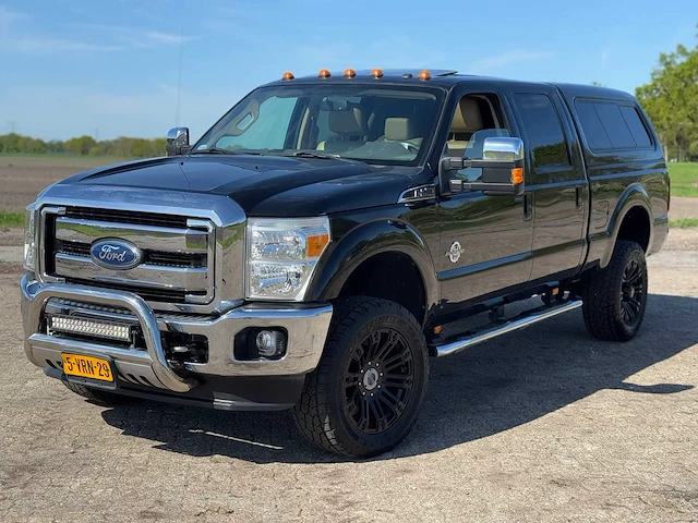 2011 ford 6.7 v8 powerstroke turbo-diesel f-250 bedrijfswagen - afbeelding 24 van  33