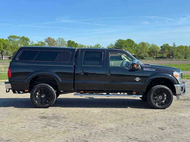 2011 ford 6.7 v8 powerstroke turbo-diesel f-250 bedrijfswagen - afbeelding 30 van  33