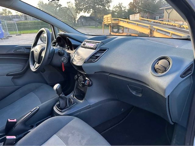 2011 ford fiesta personenauto - afbeelding 20 van  35