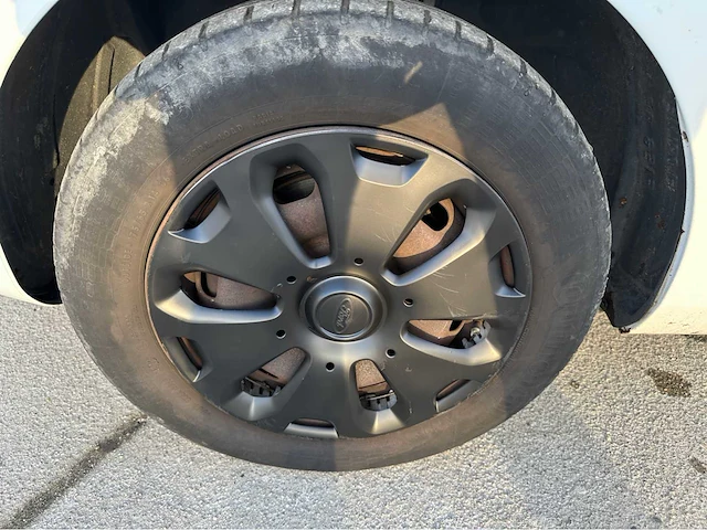 2011 ford fiesta personenauto - afbeelding 28 van  35