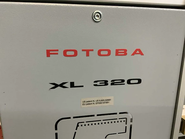 2011 fotoba xl320 vol-automatische snijmachine - afbeelding 14 van  41