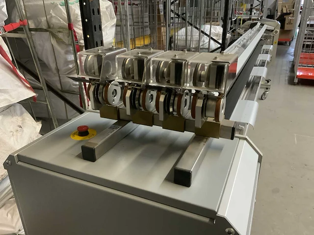 2011 fotoba xl320 vol-automatische snijmachine - afbeelding 16 van  41