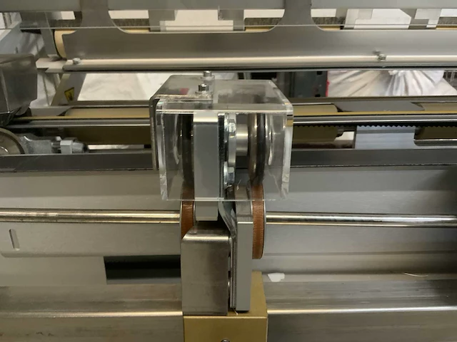 2011 fotoba xl320 vol-automatische snijmachine - afbeelding 20 van  41