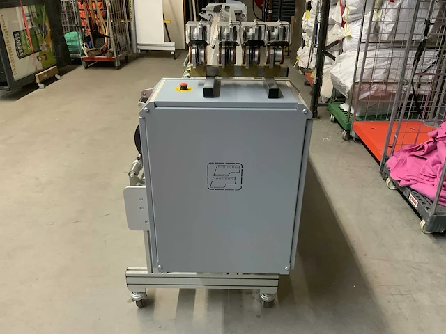 2011 fotoba xl320 vol-automatische snijmachine - afbeelding 40 van  41