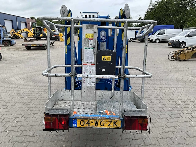 2011 genie tz-34/20 knikarmhoogwerker op aanhangwagen - afbeelding 20 van  22