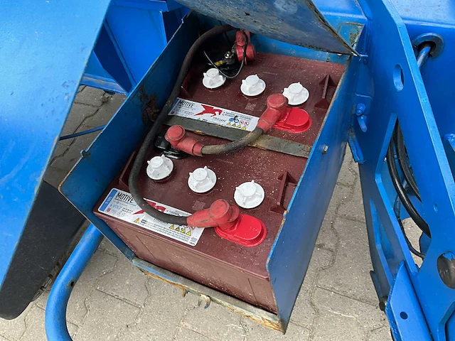 2011 genie tz-34/20 knikarmhoogwerker op aanhangwagen - afbeelding 3 van  22