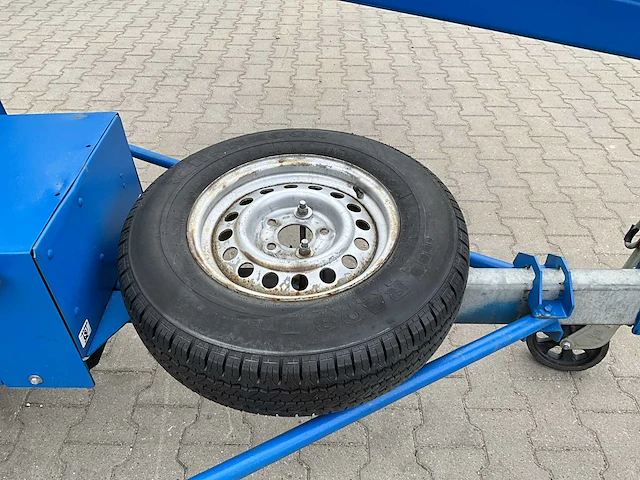 2011 genie tz-34/20 knikarmhoogwerker op aanhangwagen - afbeelding 7 van  22