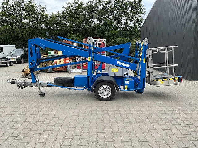 2011 genie tz-34/20 knikarmhoogwerker op aanhangwagen - afbeelding 18 van  22