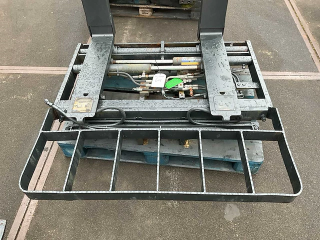 2011 griptech rg4 zvri 35 vorkversteller met schuifvorken - afbeelding 5 van  7