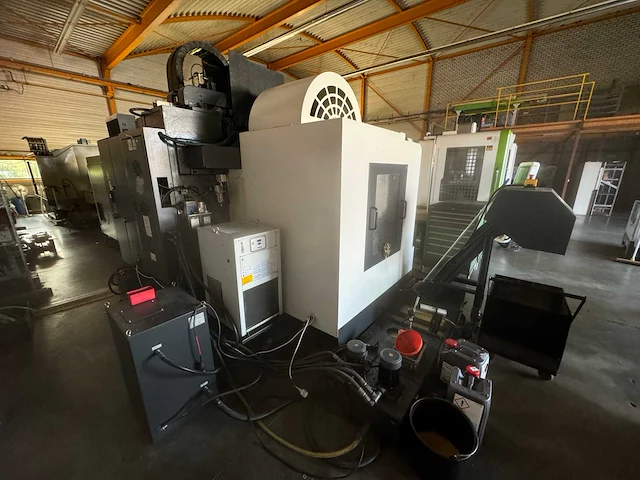 2011 hartford vmc-1270 cnc bewerkingscentrum - afbeelding 4 van  23