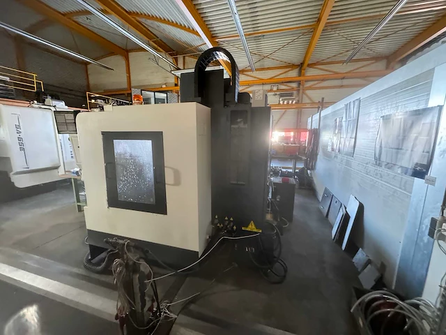 2011 hartford vmc-1270 cnc bewerkingscentrum - afbeelding 8 van  23