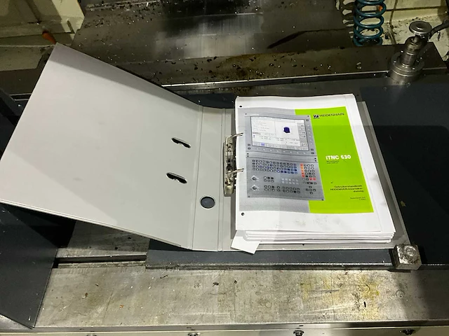 2011 hartford vmc-1270 cnc bewerkingscentrum - afbeelding 10 van  23